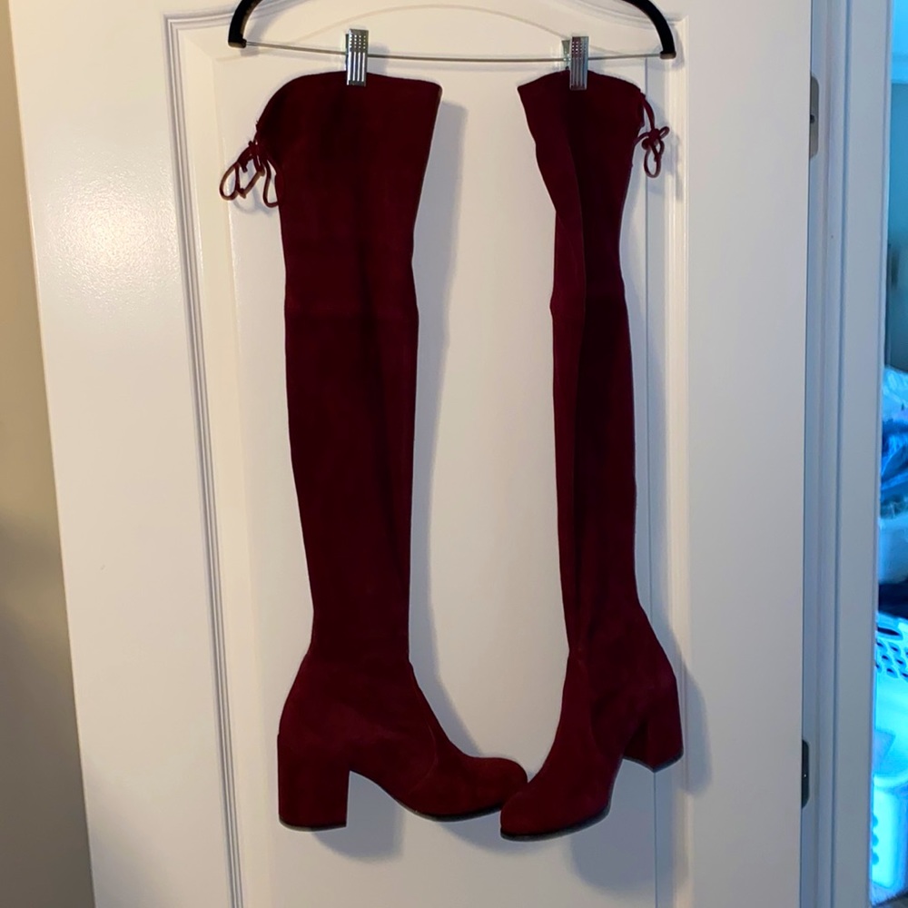 Stuart Weitzman Tieland boots in RED!
